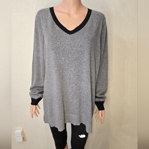 Nwt Croft & Barrow Womens 2x  Black - Gray V-Neck Long Sleeve